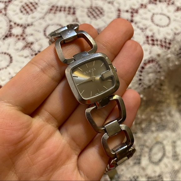 Gucci watch - Picture 3 of 4